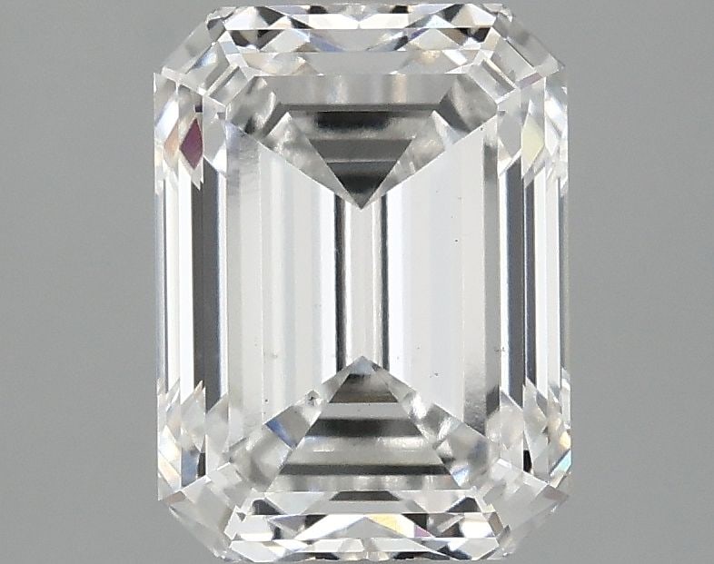 Loose Diamond - EMERALD 2.89ct E VS1: Loose Diamond - EMERALD 2.89ct E VS1 Source: This is a real non-mined Diamond that has been grown in a lab Shape: EMERALD Carats: 2.89 Color: E Clarity: VS1 Certification: IGI Video: Video Link 