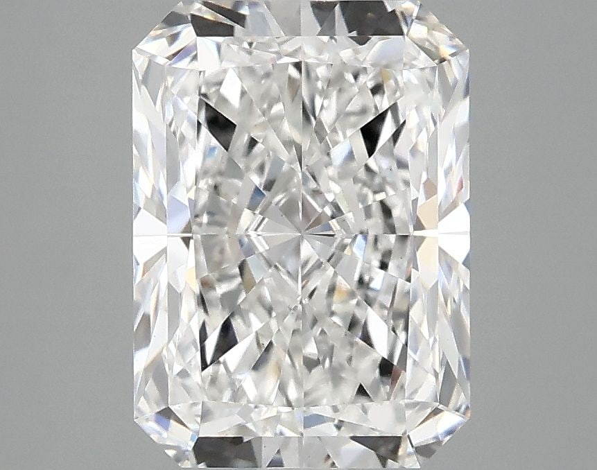 Loose Diamond - RADIANT 3.06ct E VS1: Loose Diamond - RADIANT 3.06ct E VS1 Source: This is a real non-mined Diamond that has been grown in a lab Shape: RADIANT Carats: 3.06 Color: E Clarity: VS1 Certification: IGI Video: Video Link 