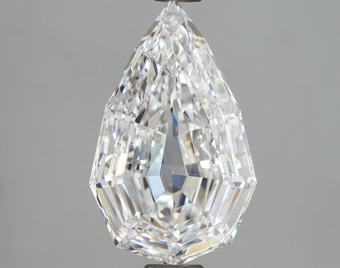 Loose Diamond - OTHER 2.59ct D VVS2: Loose Diamond - OTHER 2.59ct D VVS2 Source: This is a real non-mined Diamond that has been grown in a lab Shape: OTHER Carats: 2.59 Color: D Clarity: VVS2 Certification: IGI Video: