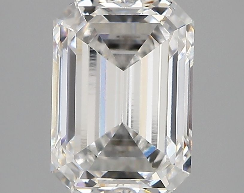 Loose Diamond - EMERALD 2.75ct E VVS2: Loose Diamond - EMERALD 2.75ct E VVS2 Source: This is a real non-mined Diamond that has been grown in a lab Shape: EMERALD Carats: 2.75 Color: E Clarity: VVS2 Certification: IGI Video: