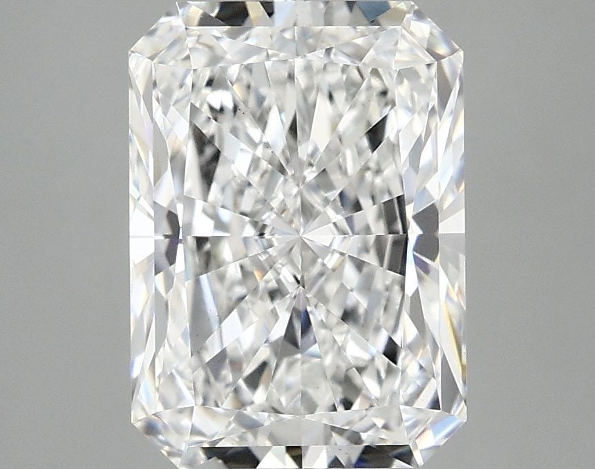 Loose Diamond - RADIANT 3.07ct E VS1: Loose Diamond - RADIANT 3.07ct E VS1 Source: This is a real non-mined Diamond that has been grown in a lab Shape: RADIANT Carats: 3.07 Color: E Clarity: VS1 Certification: IGI Video: Video Link 