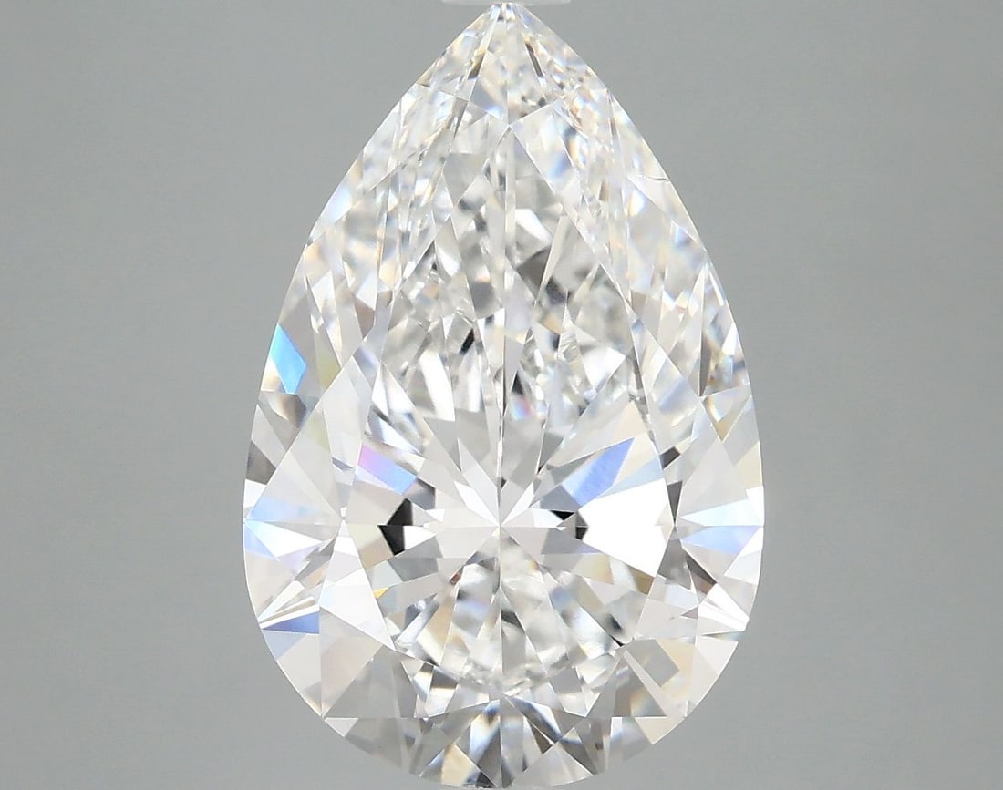 Loose Diamond - PEAR 4.91ct E VS2: Loose Diamond - PEAR 4.91ct E VS2 Source: This is a real non-mined Diamond that has been grown in a lab Shape: PEAR Carats: 4.91 Color: E Clarity: VS2 Certification: IGI Video: Video Link PLEASE
