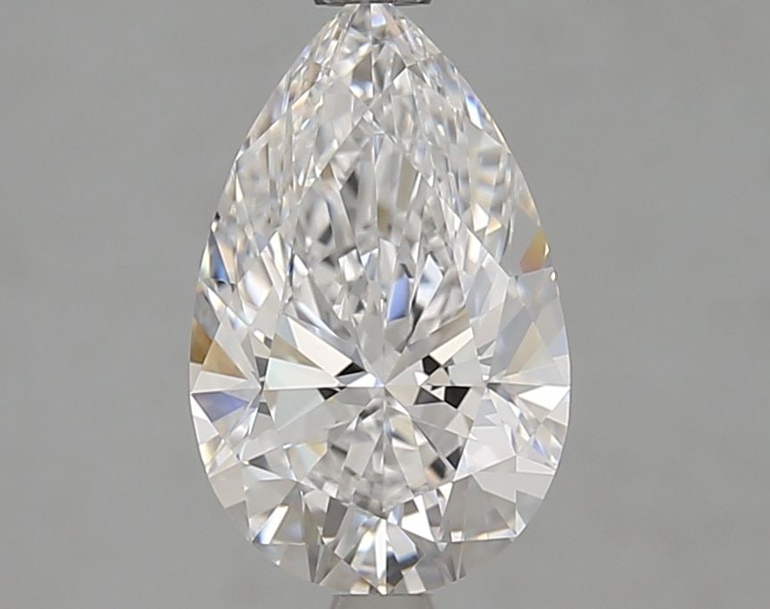 Loose Diamond - PEAR 2.01ct D VVS2: Loose Diamond - PEAR 2.01ct D VVS2 Source: This is a real non-mined Diamond that has been grown in a lab Shape: PEAR Carats: 2.01 Color: D Clarity: VVS2 Certification: GIA Video: Video Link PLEASE