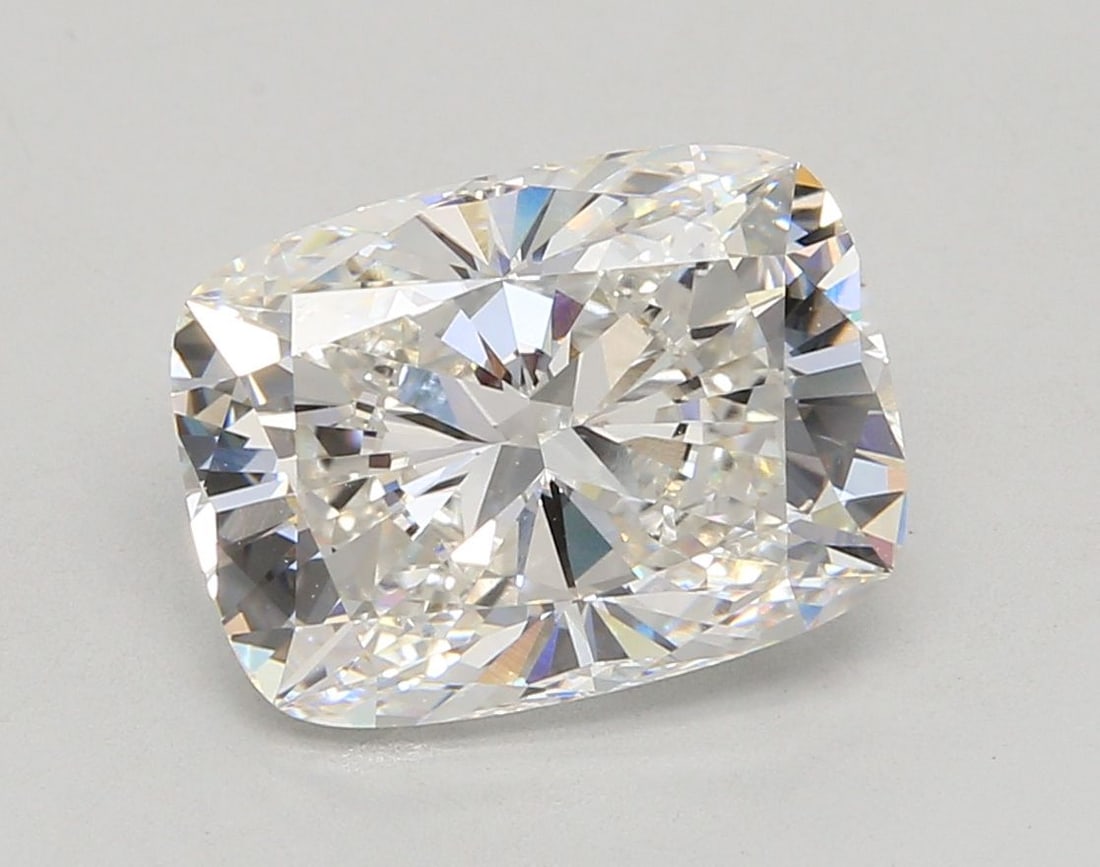 Loose Diamond - CUSHION MODIFIED 5.05ct E VVS2: Loose Diamond - CUSHION MODIFIED 5.05ct E VVS2 Source: This is a real non-mined Diamond that has been grown in a lab Shape: CUSHION MODIFIED Carats: 5.05 Color: E Clarity: VVS2 Certification: IGI