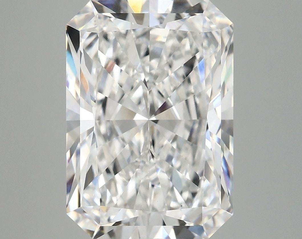 Loose Diamond - RADIANT 5.05ct E VS1: Loose Diamond - RADIANT 5.05ct E VS1 Source: This is a real non-mined Diamond that has been grown in a lab Shape: RADIANT Carats: 5.05 Color: E Clarity: VS1 Certification: IGI Video: Video Link 