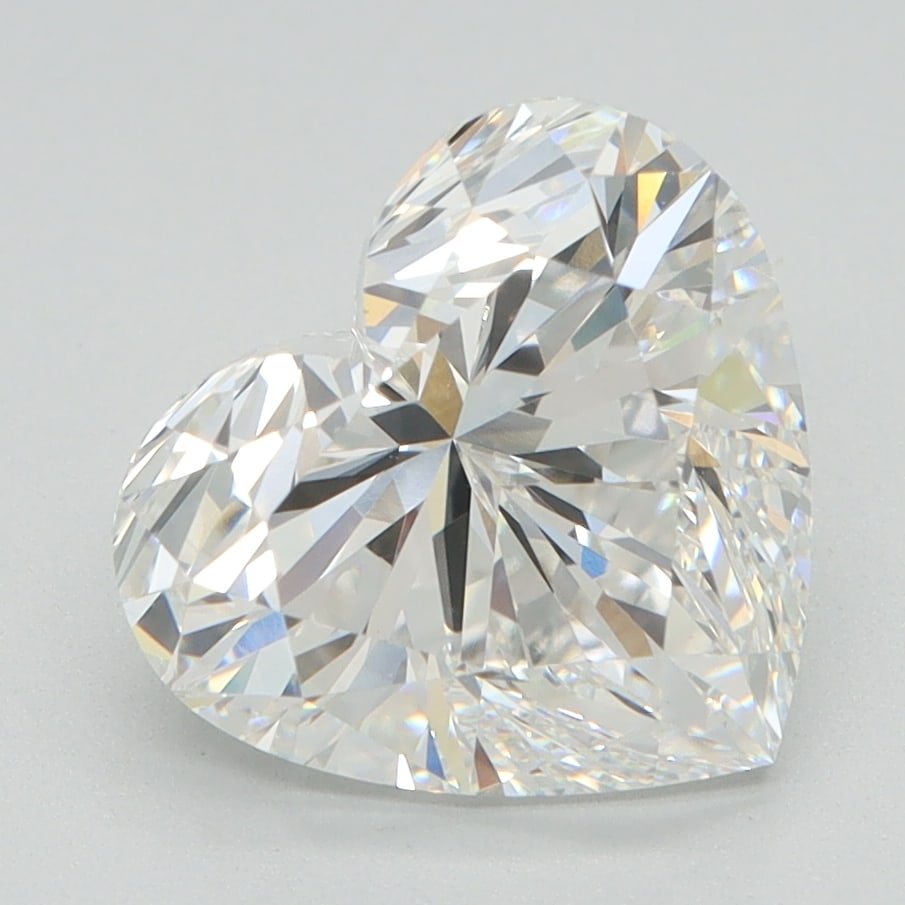 Loose Diamond - HEART 2.71ct E VVS2: Loose Diamond - HEART 2.71ct E VVS2 Source: This is a real non-mined Diamond that has been grown in a lab Shape: HEART Carats: 2.71 Color: E Clarity: VVS2 Certification: IGI Condition: