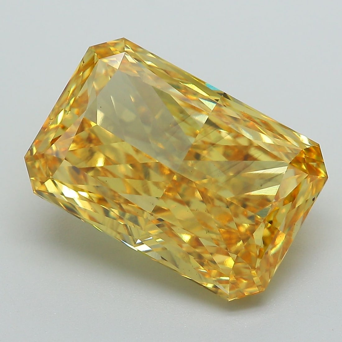 Loose Diamond - RADIANT 10.05ct Fancy Vivid Yellow VS2: Loose Diamond - RADIANT 10.05ct Fancy Vivid Yellow VS2 Source: This is a real non-mined Diamond that has been grown in a lab Shape: RADIANT Carats: 10.05 Color: Fancy Vivid Yellow Certification: IGI
