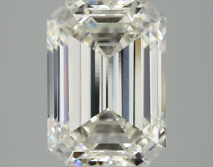 Loose Diamond - EMERALD 3.06ct H VVS2: Loose Diamond - EMERALD 3.06ct H VVS2 Source: This is a real non-mined Diamond that has been grown in a lab Shape: EMERALD Carats: 3.06 Color: H Clarity: VVS2 Certification: IGI Video: