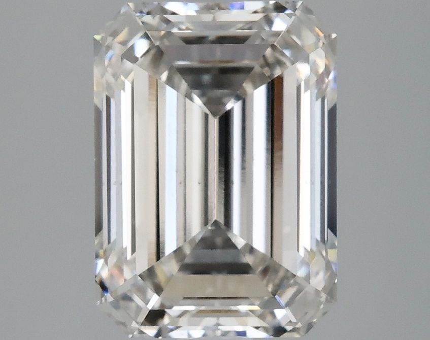 Loose Diamond - EMERALD 3.07ct H VS2: Loose Diamond - EMERALD 3.07ct H VS2 Source: This is a real non-mined Diamond that has been grown in a lab Shape: EMERALD Carats: 3.07 Color: H Clarity: VS2 Certification: IGI Video: