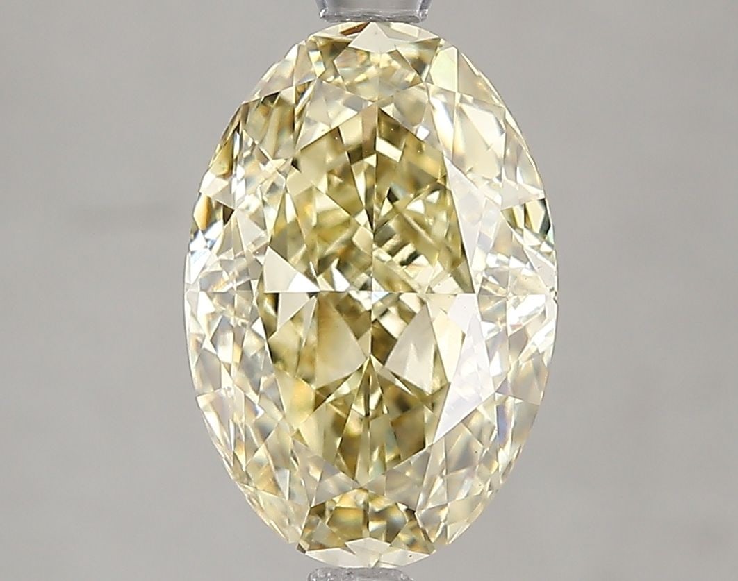 Loose Diamond - OVAL 3.07ct Fancy Gray Yellow VS1: Loose Diamond - OVAL 3.07ct Fancy Gray Yellow VS1 Source: This is a real non-mined Diamond that has been grown in a lab Shape: OVAL Carats: 3.07 Color: Fancy Gray Yellow Certification: IGI Video: