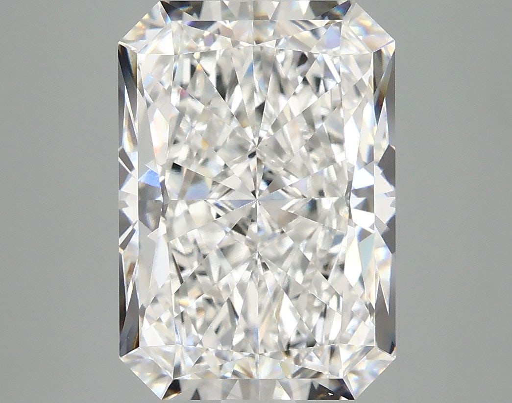 Loose Diamond - RADIANT 5.03ct E VS1: Loose Diamond - RADIANT 5.03ct E VS1 Source: This is a real non-mined Diamond that has been grown in a lab Shape: RADIANT Carats: 5.03 Color: E Clarity: VS1 Certification: IGI Video: Video Link 
