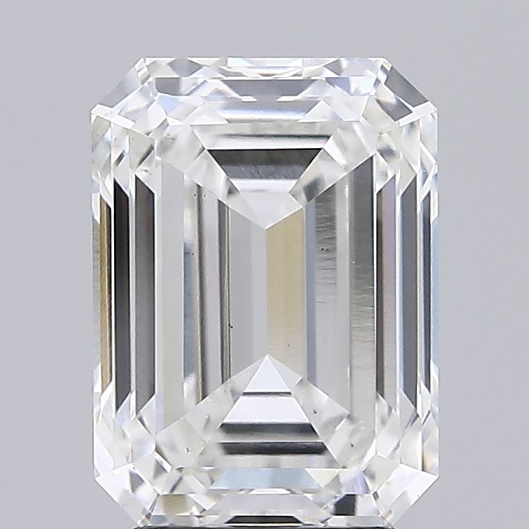 Loose Diamond - EMERALD 3.76ct G VS2: Loose Diamond - EMERALD 3.76ct G VS2 Source: This is a real non-mined Diamond that has been grown in a lab Shape: EMERALD Carats: 3.76 Color: G Clarity: VS2 Certification: GIA Condition: Pre-Owned PLE