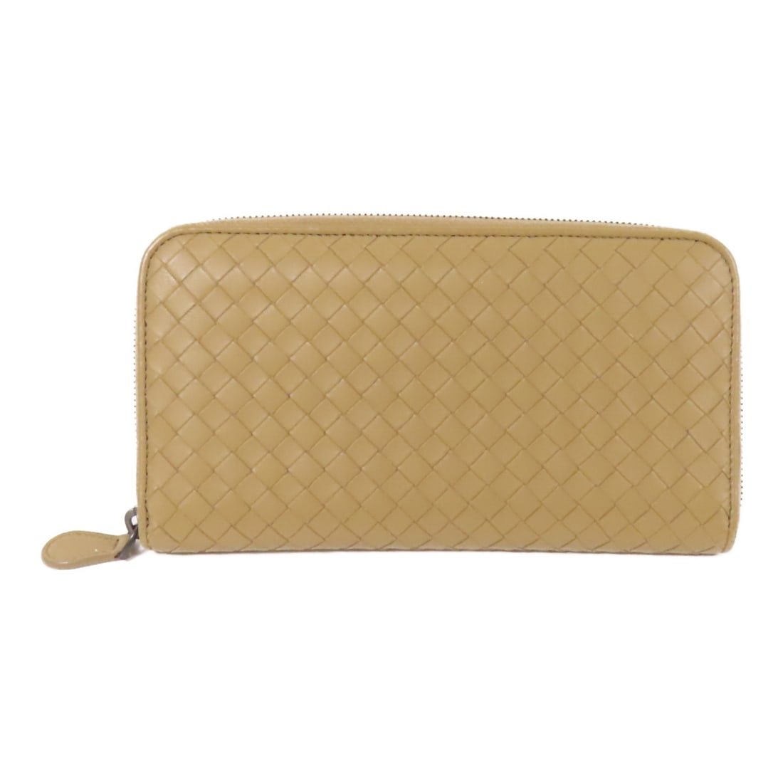 BOTTEGA VENETA Calfskin Leather Long Wallet Beige Italy: BOTTEGA VENETA Calfskin Leather Long Wallet Beige Italy This Bottega Veneta long wallet is crafted from high-quality calfskin leather in a sophisticated beige color. Designed for regular use, this wal