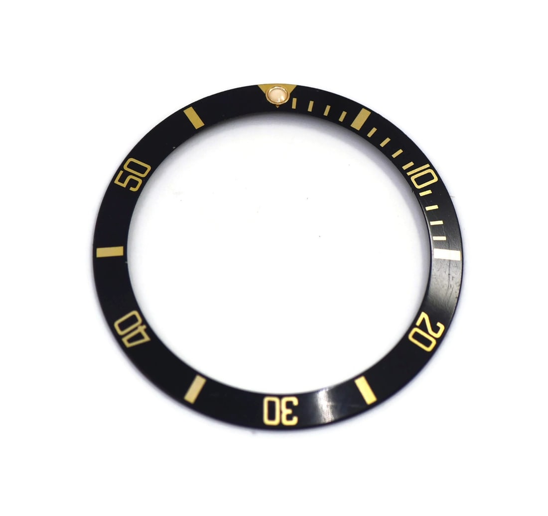 Authentic Rolex Submariner Insert Ref 315-16808-1: Authentic Rolex Submariner Insert Ref 315-16808-1 This genuine Rolex Submariner Insert (Reference: 315-16808-1) is designed specifically for Rolex Submariner models. It boasts 100% authenticity and is