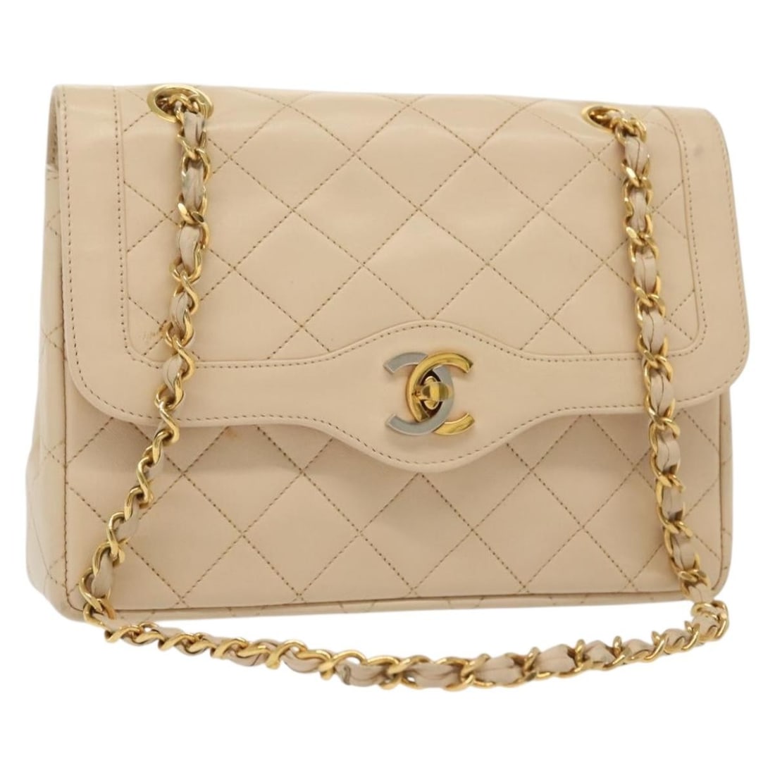 CHANEL Matelasse Double Flap Shoulder Bag Beige Leather Gold Hardware Auth: CHANEL Matelasse Double Flap Shoulder Bag Beige Leather Gold Hardware Auth This CHANEL Matelasse Double Flap Chain Bag is a stylish shoulder bag crafted in luxurious beige leather with gold accents. P