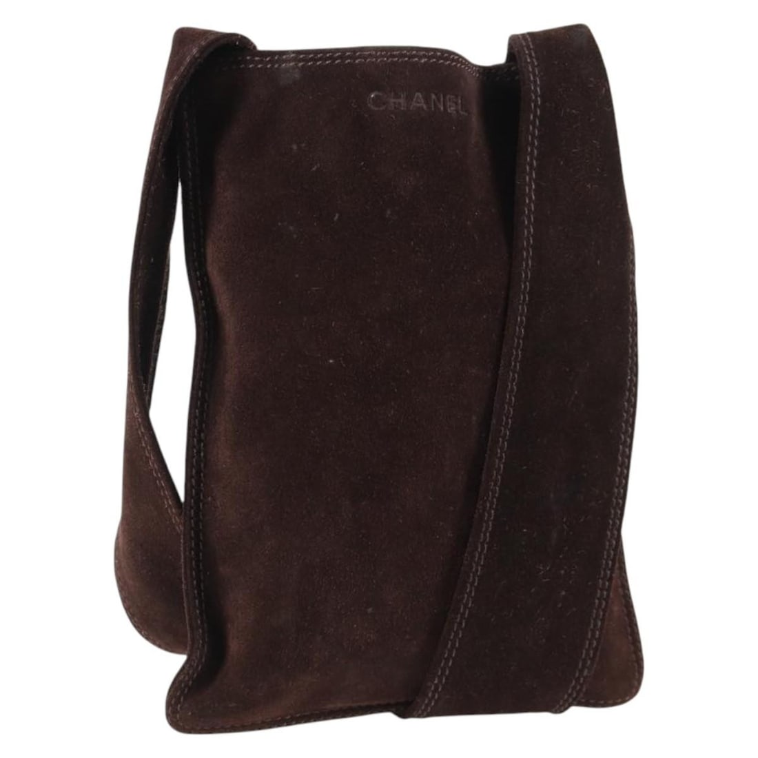 Chanel Brown Suede Shoulder Bag Vintage Style 17x22x60cm: Chanel Brown Suede Shoulder Bag Vintage Style 17x22x60cm This vintage Chanel shoulder bag for women features a brown suede exterior with notable wear including rubbing, stains, and some loss of shape.