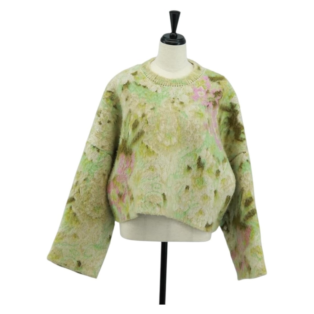 Wool Jacket Multicolor LOEWE Studio Ghibli Spirited Away Collaboration: Wool Jacket Multicolor LOEWE Studio Ghibli Spirited Away Collaboration This LOEWE x Studio Ghibli Spirited Away jacket is crafted from multicolor wool and features a unique knitted fabric design. It i