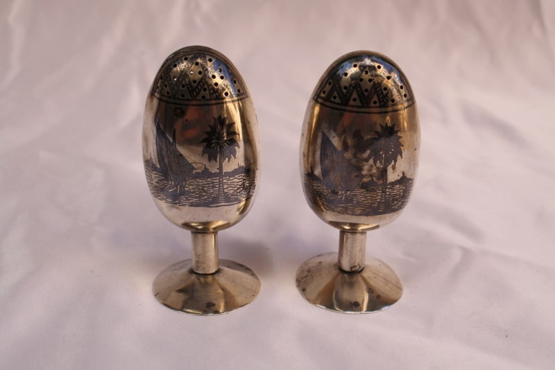 Antique 1900 Handmade 84 Continental Silver Salt and Pepper Shakers: Antique 1900 Handmade 84 Continental Silver Salt and Pepper Shakers Discover a stunning pair of handmade salt and pepper shakers crafted from 84 proof continental silver, dating back to the early 1900