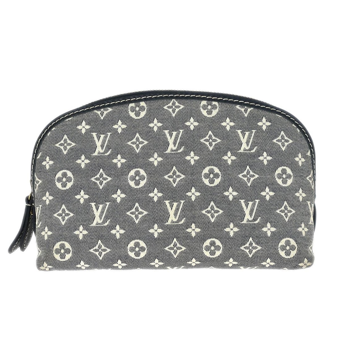 Louis Vuitton Monogram Idylle Gray Canvas Pochette Cosmetic Bag M40376: Louis Vuitton Monogram Idylle Gray Canvas Pochette Cosmetic Bag M40376 This Louis Vuitton Pochette Cosmetic pouch features the signature gray Monogram Idylle canvas leather exterior and a leather lini