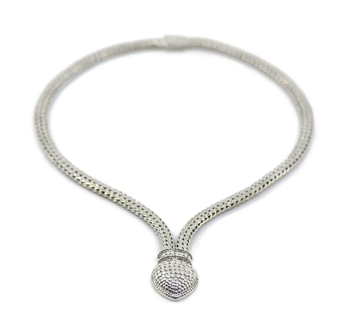 John Hardy 925 Sterling Silver Pendant Necklace 16 Inches Authentic: John Hardy 925 Sterling Silver Pendant Necklace 16 Inches Authentic This exquisite necklace from John Hardy showcases a stunning pendant design crafted from premium 925 sterling silver. The necklace m