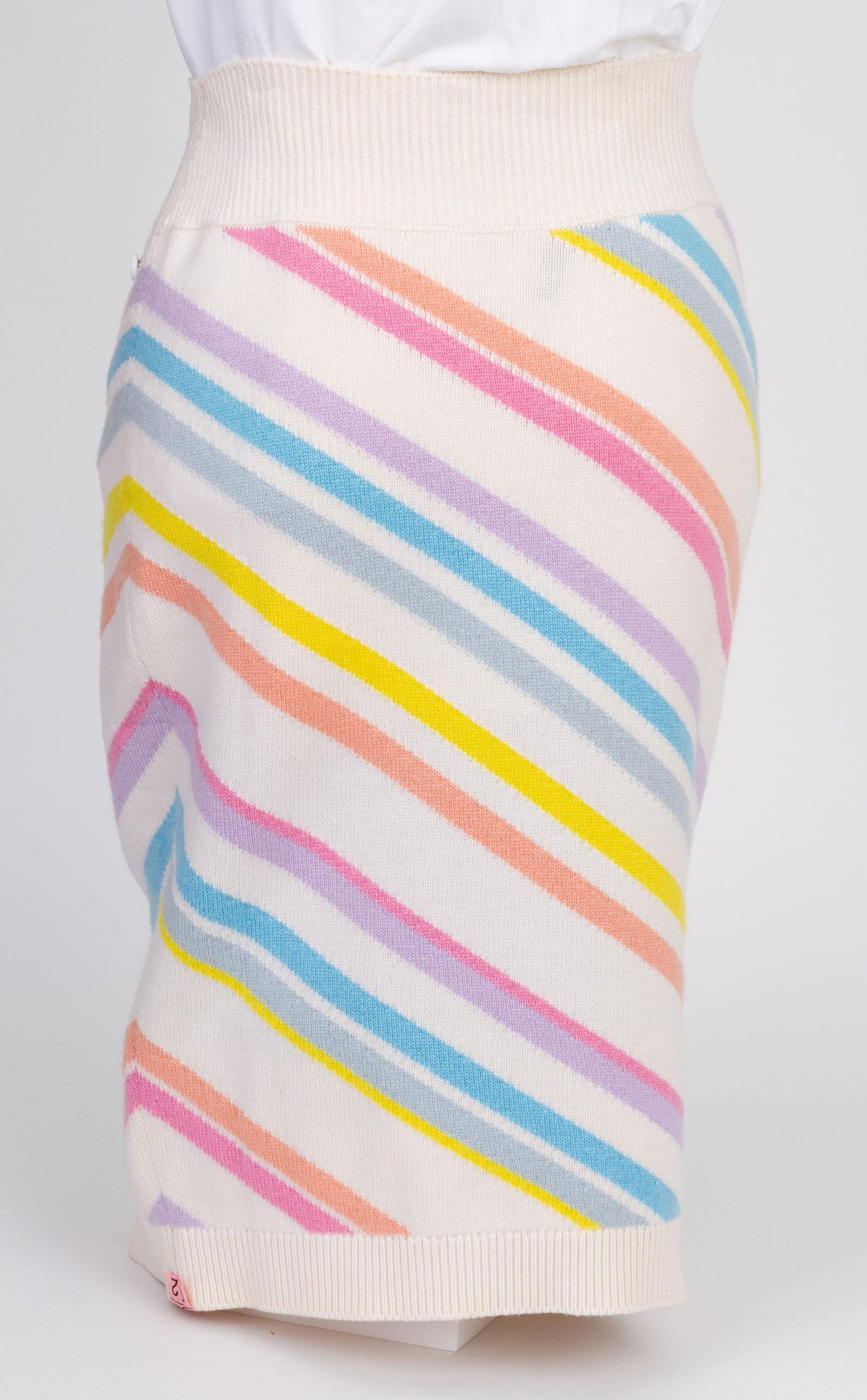Chanel Pastel Stripe 100 Percent Cashmere Pencil Skirt Size 36 - 4