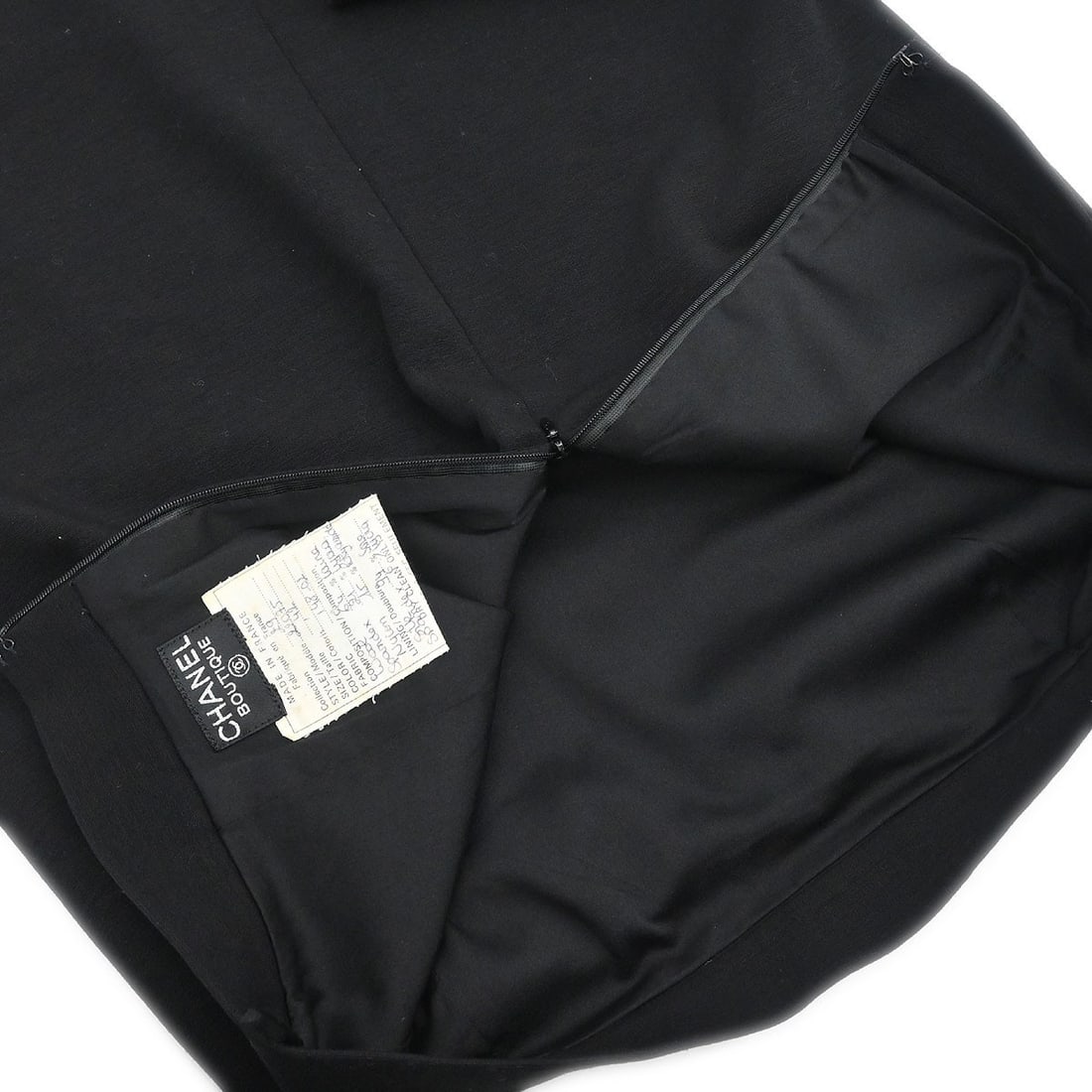 Chanel Knee Length Wool Blend Skirt Size 42 Black with Logo Accent - 7