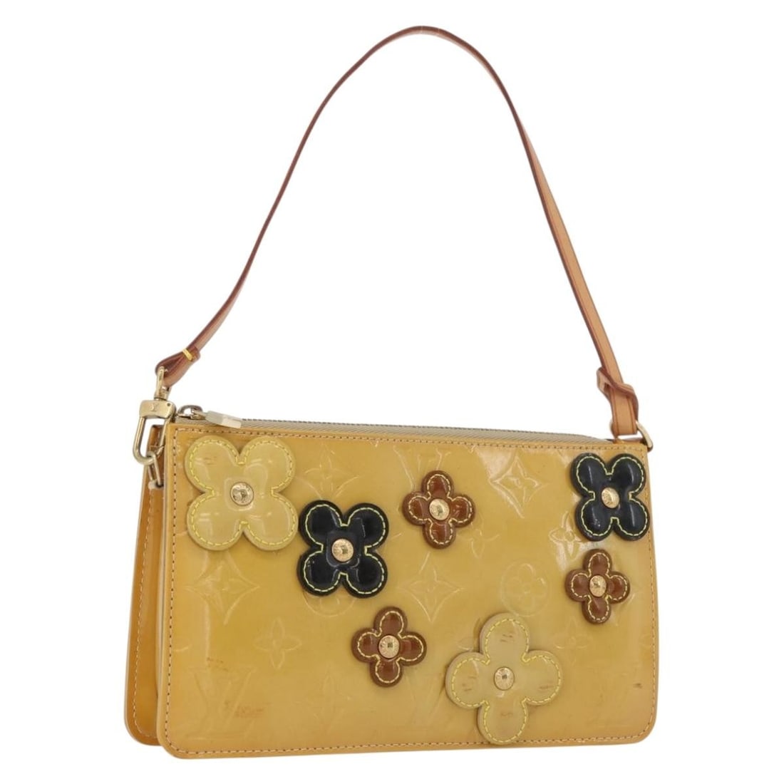 Louis Vuitton Beige Monogram Vernis Lexington Patent Leather Accessory Pouch M92246: Louis Vuitton Beige Monogram Vernis Lexington Patent Leather Accessory Pouch M92246 This Louis Vuitton Monogram Vernis Lexington Pouch in beige patent leather features a compact and elegant design. Th