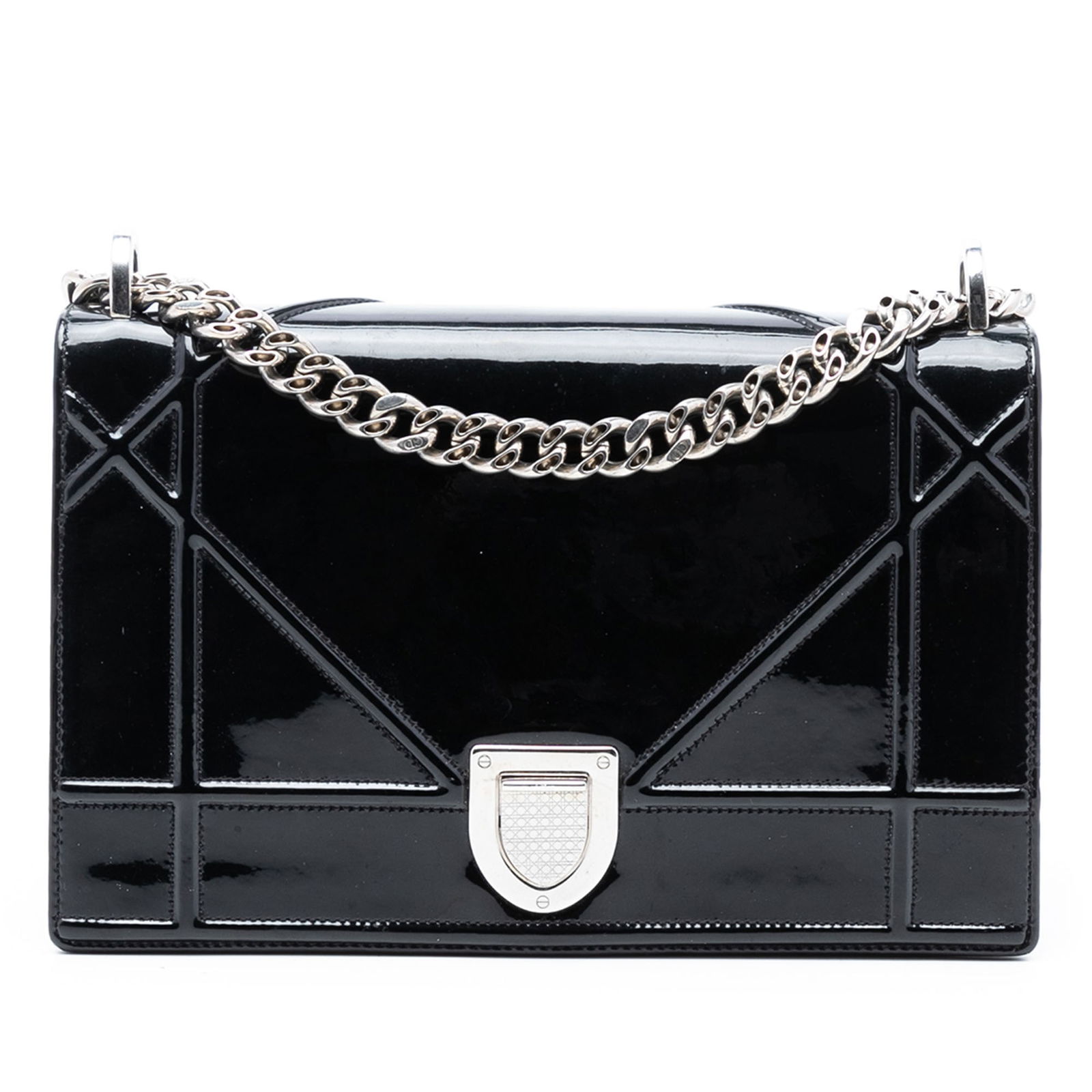 Dior Medium Diorama Black Patent Leather Shoulder Bag with Flap: Dior Medium Diorama Black Patent Leather Shoulder Bag with Flap This Dior Medium Patent Diorama Flap bag features a sleek black patent leather body with a chain-link shoulder strap and a front flap se
