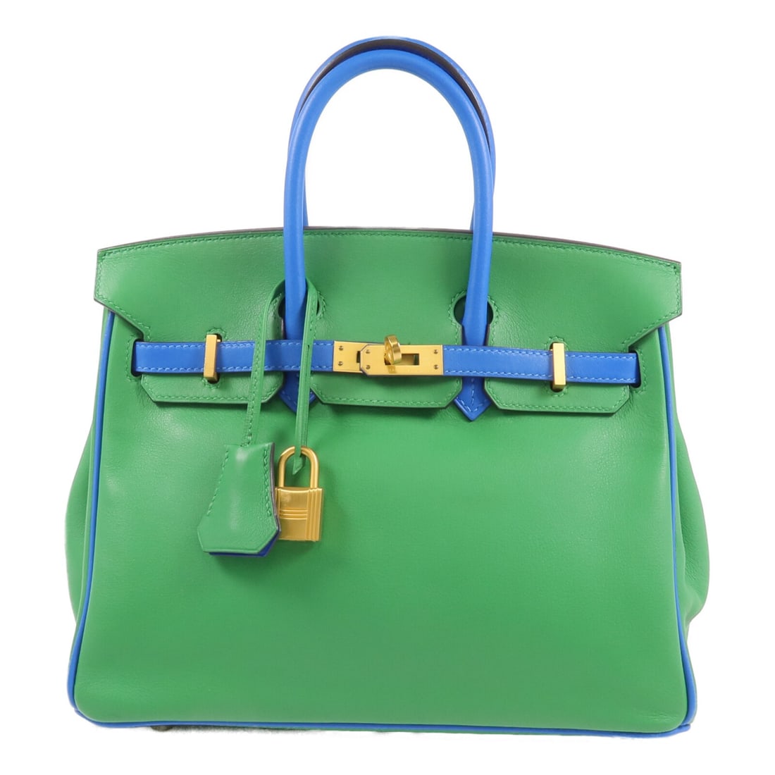 Birkin 25 Bambou and Bleu Hydra Swift Calfskin Handbag with Gold Hardware: Birkin 25 Bambou and Bleu Hydra Swift Calfskin Handbag with Gold Hardware This Hermes Birkin 25 handbag is crafted from Swift calfskin leather in a vibrant green color, known as Bambou, with Bleu Hydr