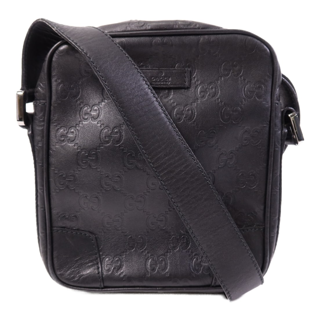 Black Calfskin GUCCI GG Shoulder Bag with Silver Hardware: Black Calfskin GUCCI GG Shoulder Bag with Silver Hardware This GUCCI GG shoulder bag features black calfskin leather with silver-tone hardware. Designed for everyday use, the bag offers a regular size