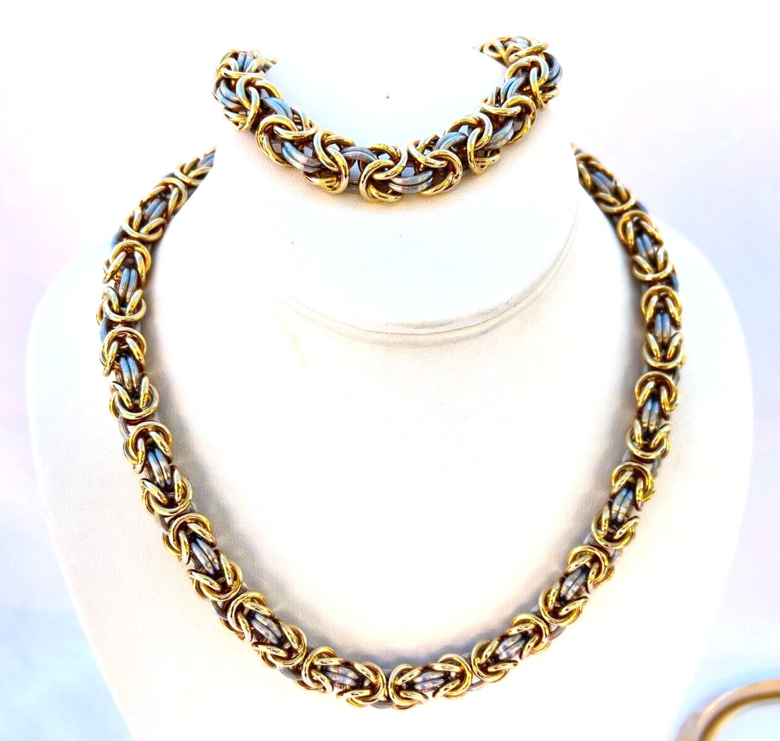 German 950 Platinum 18K Gold Convertible Necklace Bracelet Set: German 950 Platinum 18K Gold Convertible Necklace Bracelet Set This exquisite convertible necklace and bracelet set showcases the artistry of German craftsmanship. Made from a luxurious combination of