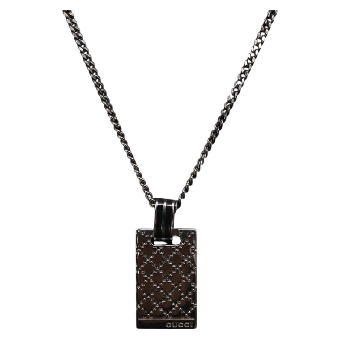 Gucci Diamante Black Silver Necklace with Box and Dust Bag: Gucci Diamante Black Silver Necklace with Box and Dust Bag This GUCCI Diamante necklace is crafted from Ag925 sterling silver with a black finish. Made in Italy, it features a total length of approxim