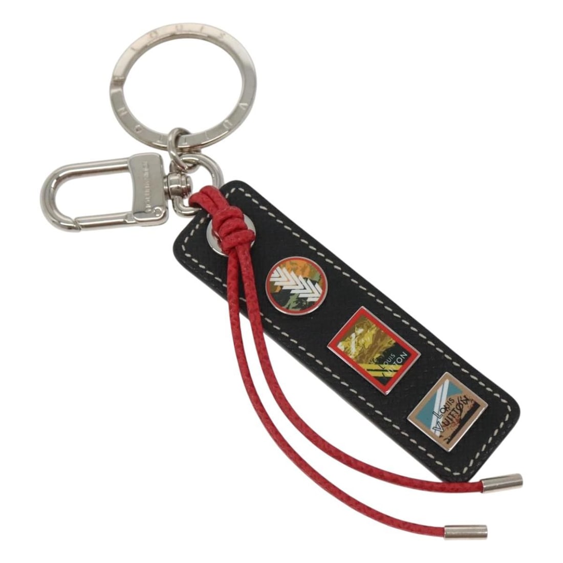 Louis Vuitton Taiga Leather Black Alps Charm M63771 Authentic Italy: Louis Vuitton Taiga Leather Black Alps Charm M63771 Authentic Italy Elevate your accessory collection with the LOUIS VUITTON Taiga Porte Cles Tab LV Alps Charm, crafted from luxurious Taiga leather in