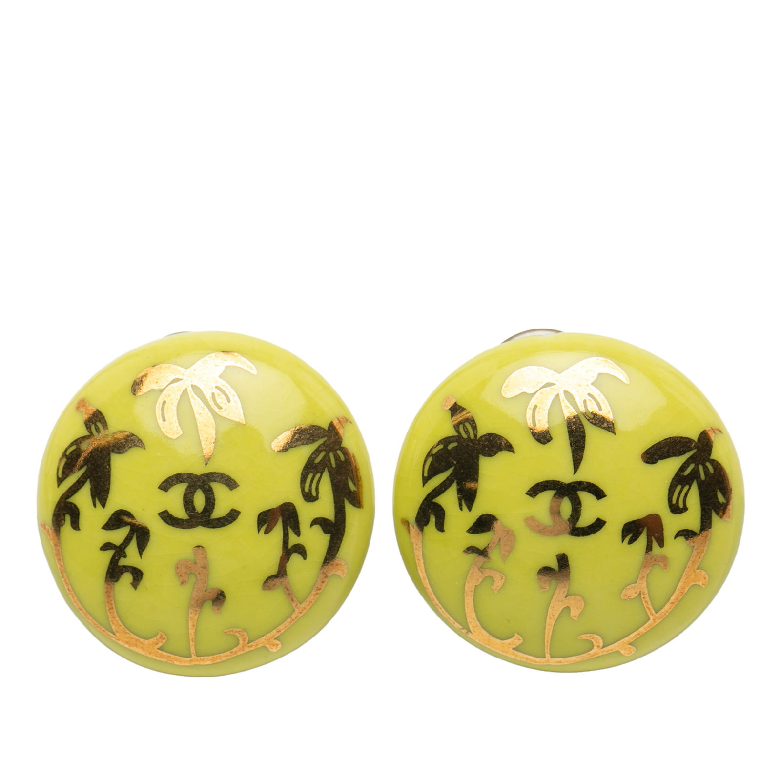 Chanel CC Green Resin Gold Plated Clip On Earrings: Chanel CC Green Resin Gold Plated Clip On Earrings Elevate your accessory collection with these stunning Chanel CC Resin and Gold Plated Clip On Earrings. Crafted from high-quality resin and adorned w