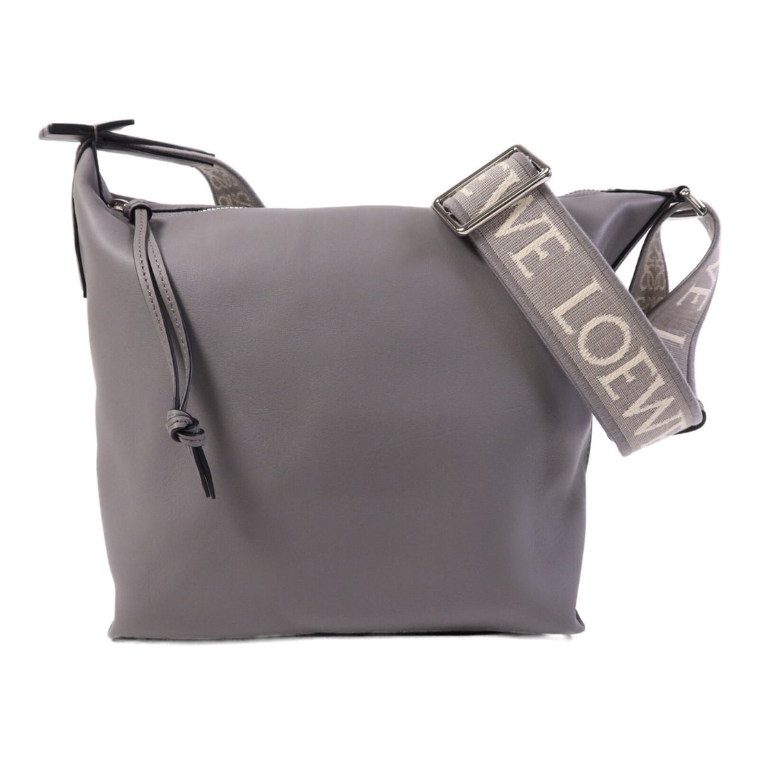 Loewe Cubi Grey Calfskin Crossbody Shoulder Bag with Silver Hardware: Loewe Cubi Grey Calfskin Crossbody Shoulder Bag with Silver Hardware This LOEWE Cubi crossbody shoulder bag features a sleek gray calfskin leather exterior, offering a sophisticated and versatile styl