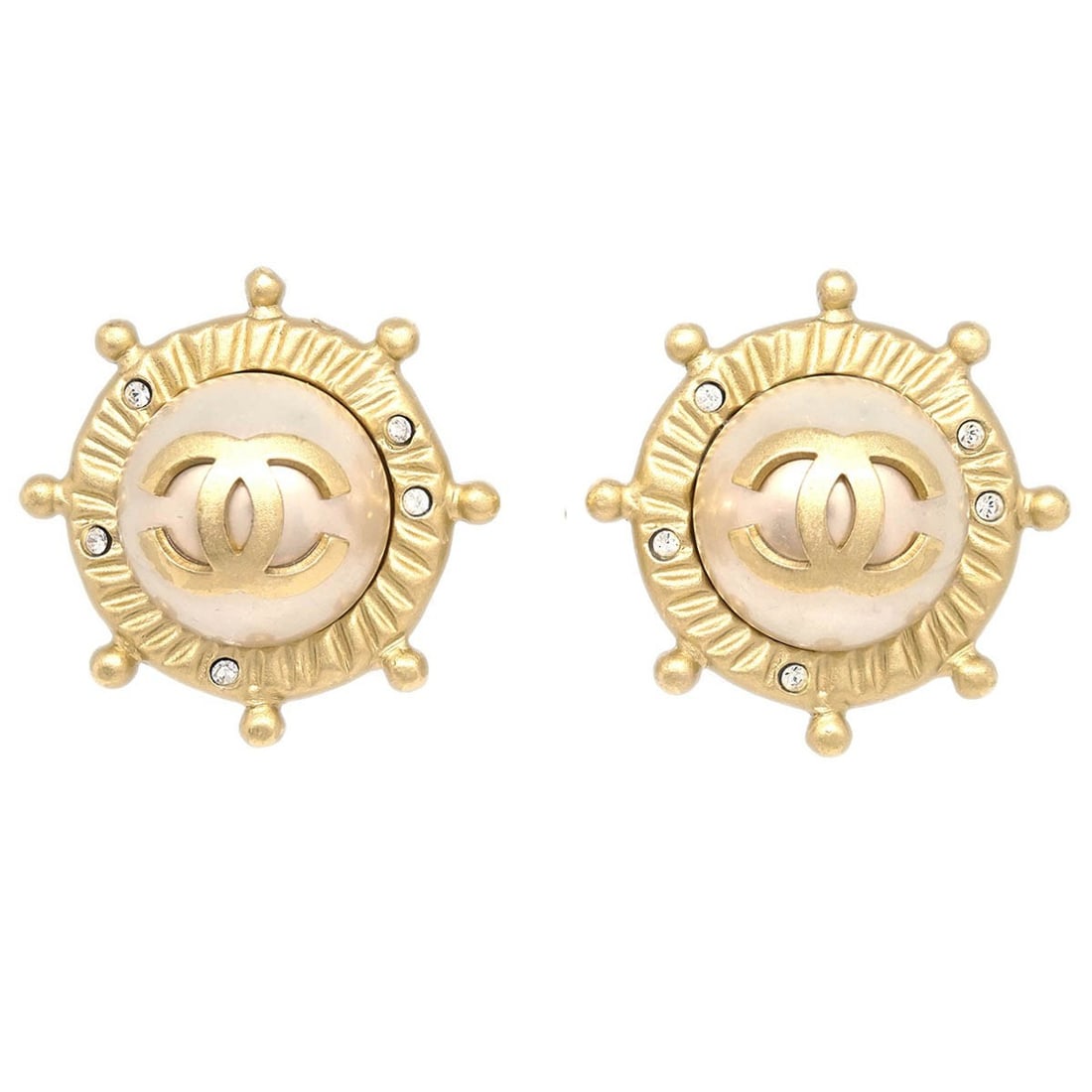 Chanel 05A Gold-Plated Button Clip-On Earrings with Rhinestones and Pearls: Chanel 05A Gold-Plated Button Clip-On Earrings with Rhinestones and Pearls Elevate your accessory collection with these stunning Chanel Gold Button Earrings. Featuring a classic round shape, these cli
