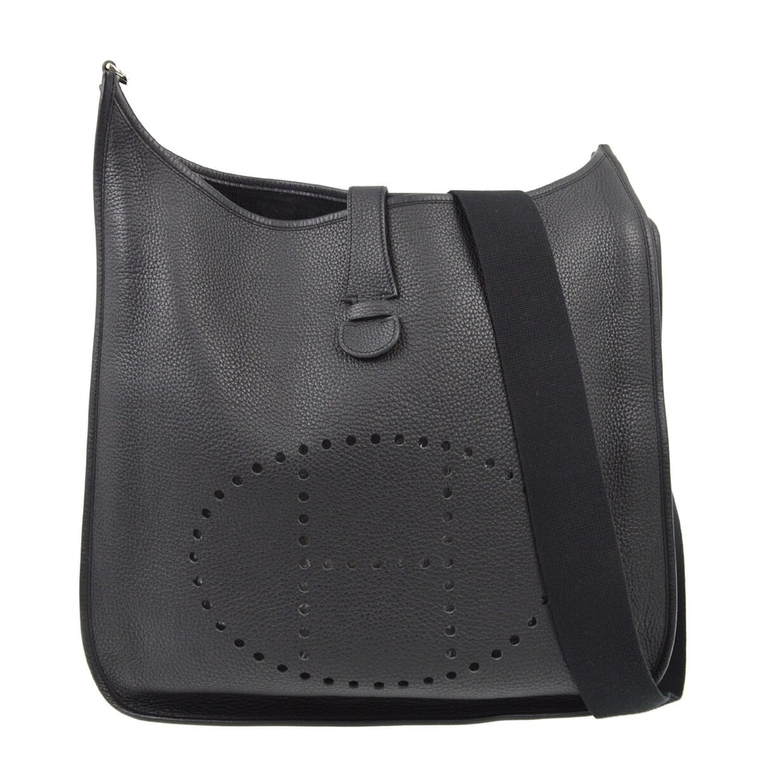 Large Evelyne Generation II Black Clemence Leather Shoulder Bag by Hermes: Large Evelyne Generation II Black Clemence Leather Shoulder Bag by Hermes This is a Hermes Evelyne Generation II 41 TGM shoulder bag crafted from black Taurillon Clemence leather. The bag features a l