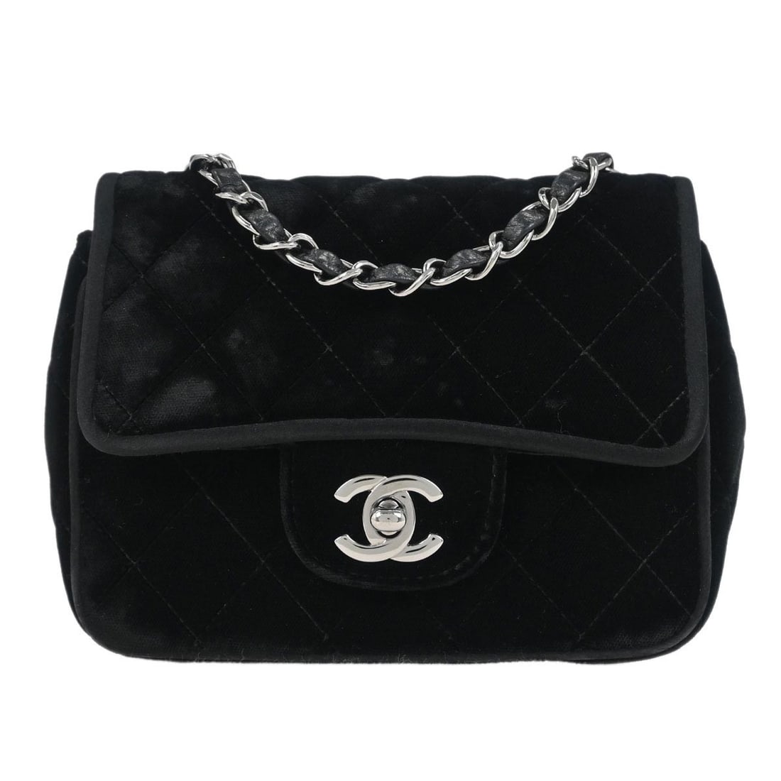 Chanel Black Velvet Single Chain Shoulder Bag with Authenticity Certificate: Chanel Black Velvet Single Chain Shoulder Bag with Authenticity Certificate This elegant Chanel Black Velvet Shoulder Bag is a stylish accessory perfect for casual occasions. With a compact size of 6