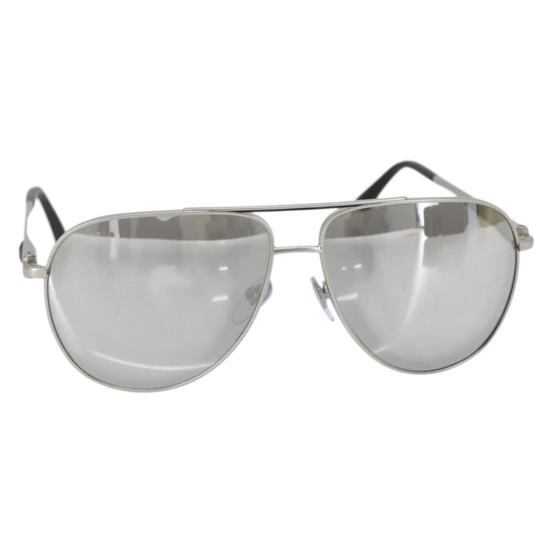 BVLGARI Gray Silver Plastic Sunglasses Italy Auth BA5675: BVLGARI Gray Silver Plastic Sunglasses Italy Auth BA5675 Elevate your style with these authentic BVLGARI sunglasses, a perfect blend of luxury and functionality. Crafted in Italy, these sunglasses fea
