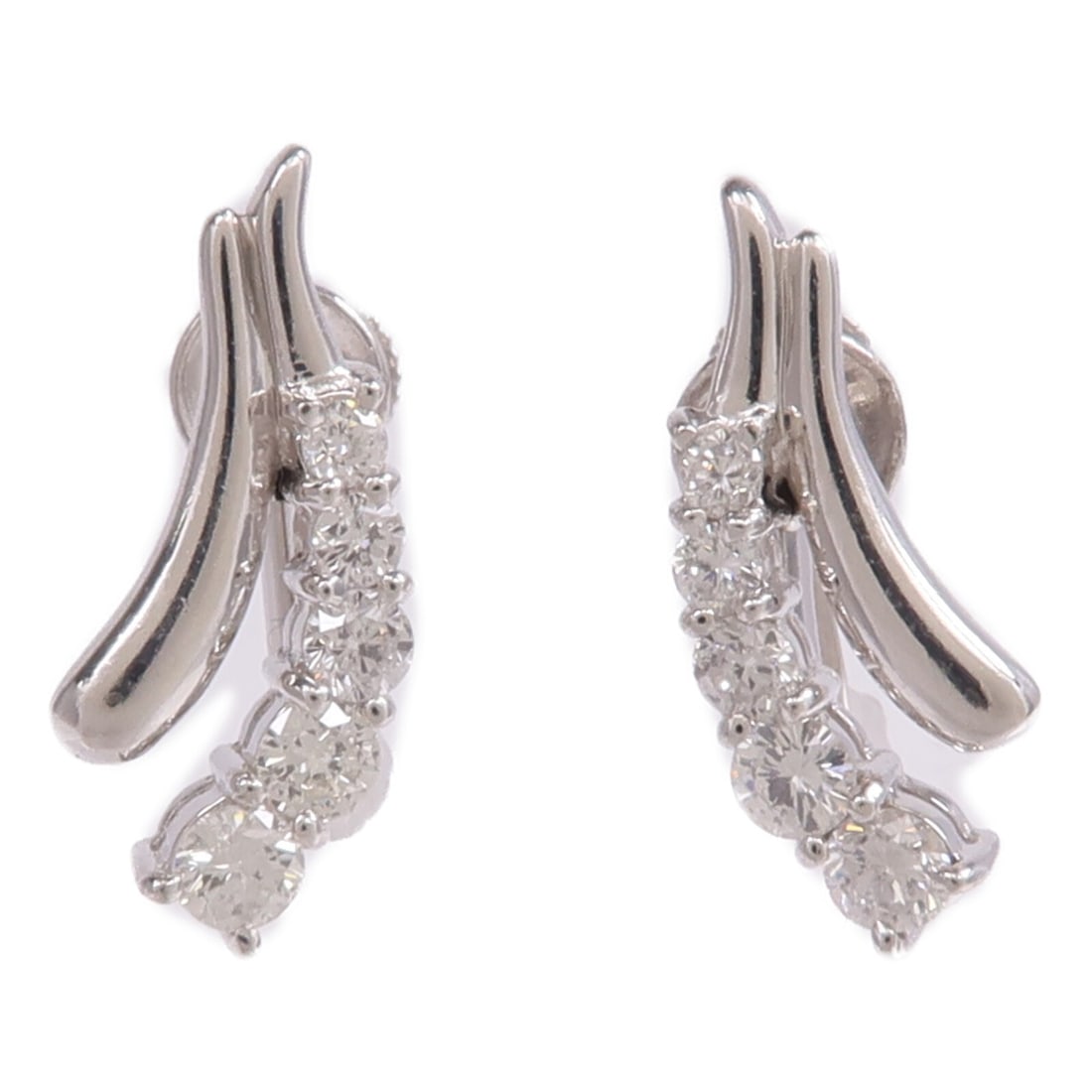 Diamond Stud Earrings in Pt900 Platinum Mounting (1 of 9)