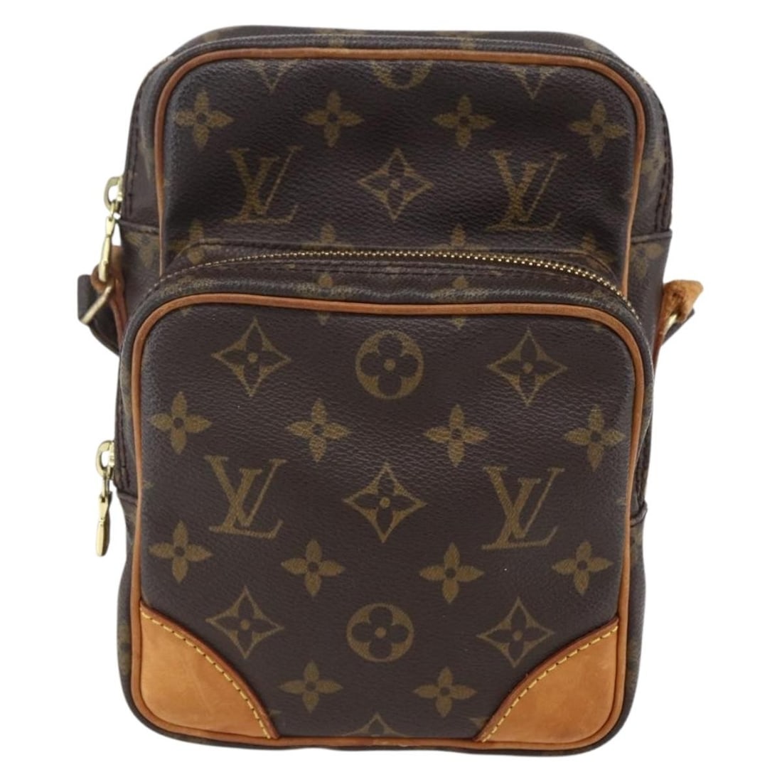 Louis Vuitton Amazone Monogram Canvas Shoulder Bag 15cm x 21cm x 8cm: Louis Vuitton Amazone Monogram Canvas Shoulder Bag 15cm x 21cm x 8cm This Louis Vuitton Amazone Bag features the iconic Monogram canvas in brown, designed for women. It measures 15cm x 21cm x 8cm and