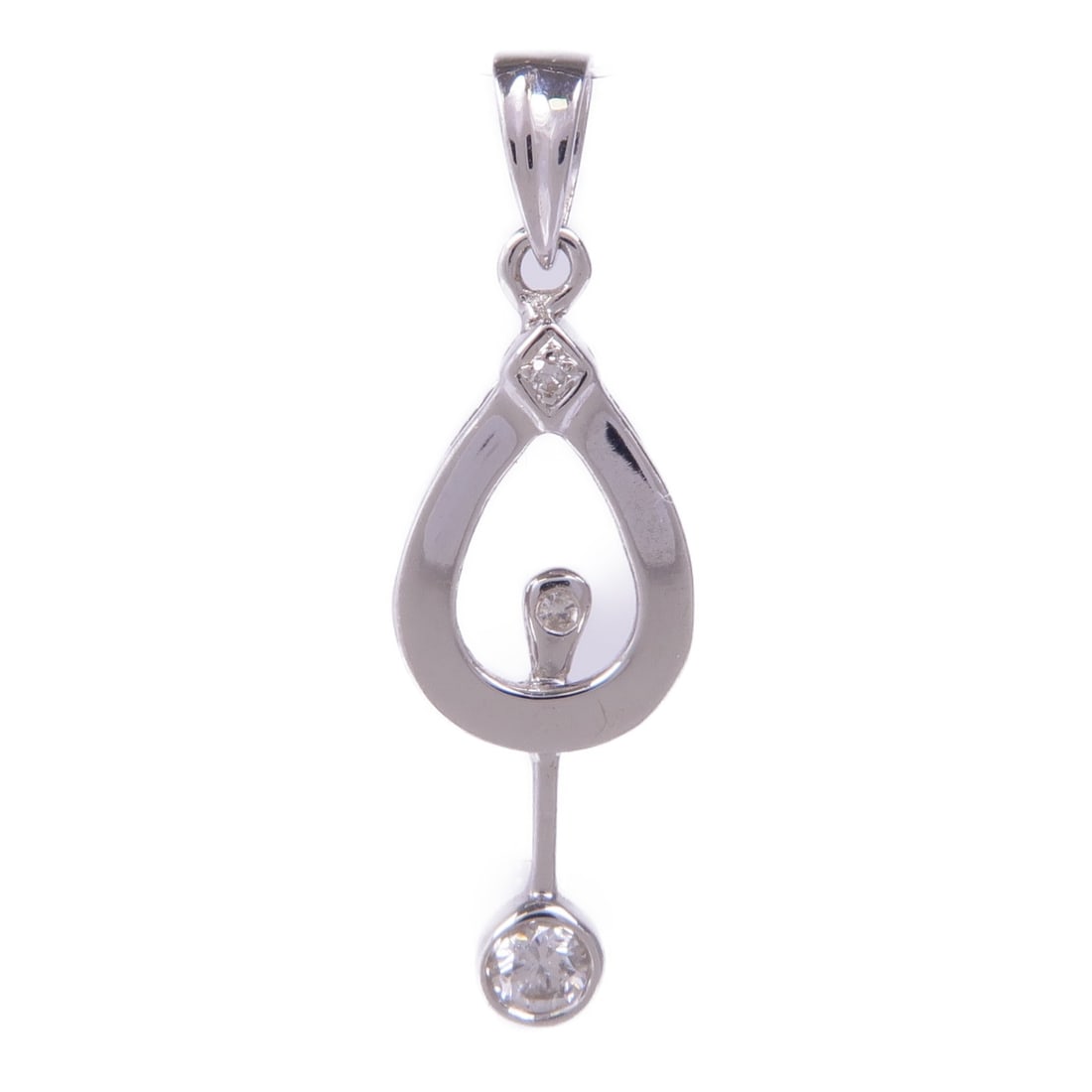 JEWELRY Diamond Pendant in 18K White Gold (1 of 6)