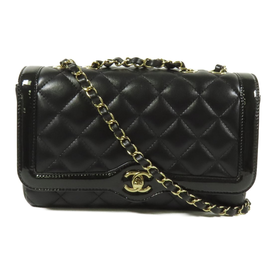 CHANEL Black Lambskin GHW Chain Shoulder Bag France: CHANEL Black Lambskin GHW Chain Shoulder Bag France This elegant CHANEL shoulder bag is crafted from luxurious black lambskin leather, offering a sophisticated and timeless appeal. Designed for versat