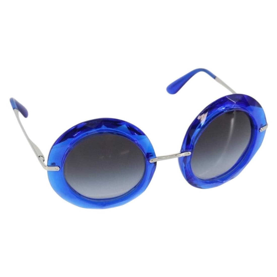 DOLCE&GABBANA Blue Plastic Sunglasses Made in Italy: DOLCE&GABBANA Blue Plastic Sunglasses Made in Italy Elevate your accessory collection with these stylish DOLCE&GABBANA sunglasses. Crafted in Italy, these sunglasses feature a sleek blue plastic desig