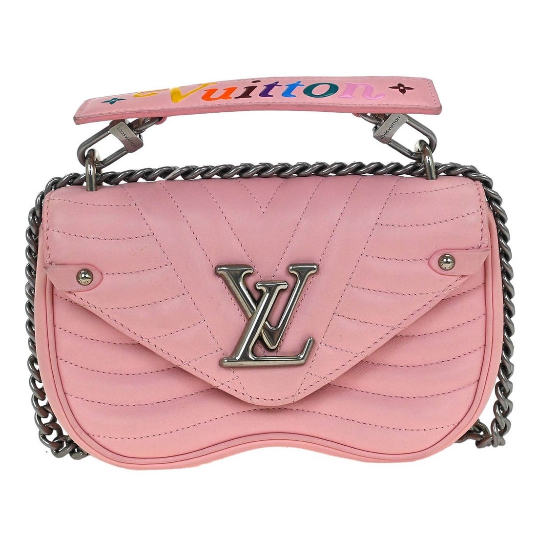 Pink Quilted Leather Louis Vuitton New Wave Chain Shoulder Bag: Pink Quilted Leather Louis Vuitton New Wave Chain Shoulder Bag This Louis Vuitton New Wave Chain Bag is crafted from pink quilted leather and designed for women. It features a chain strap and showcase