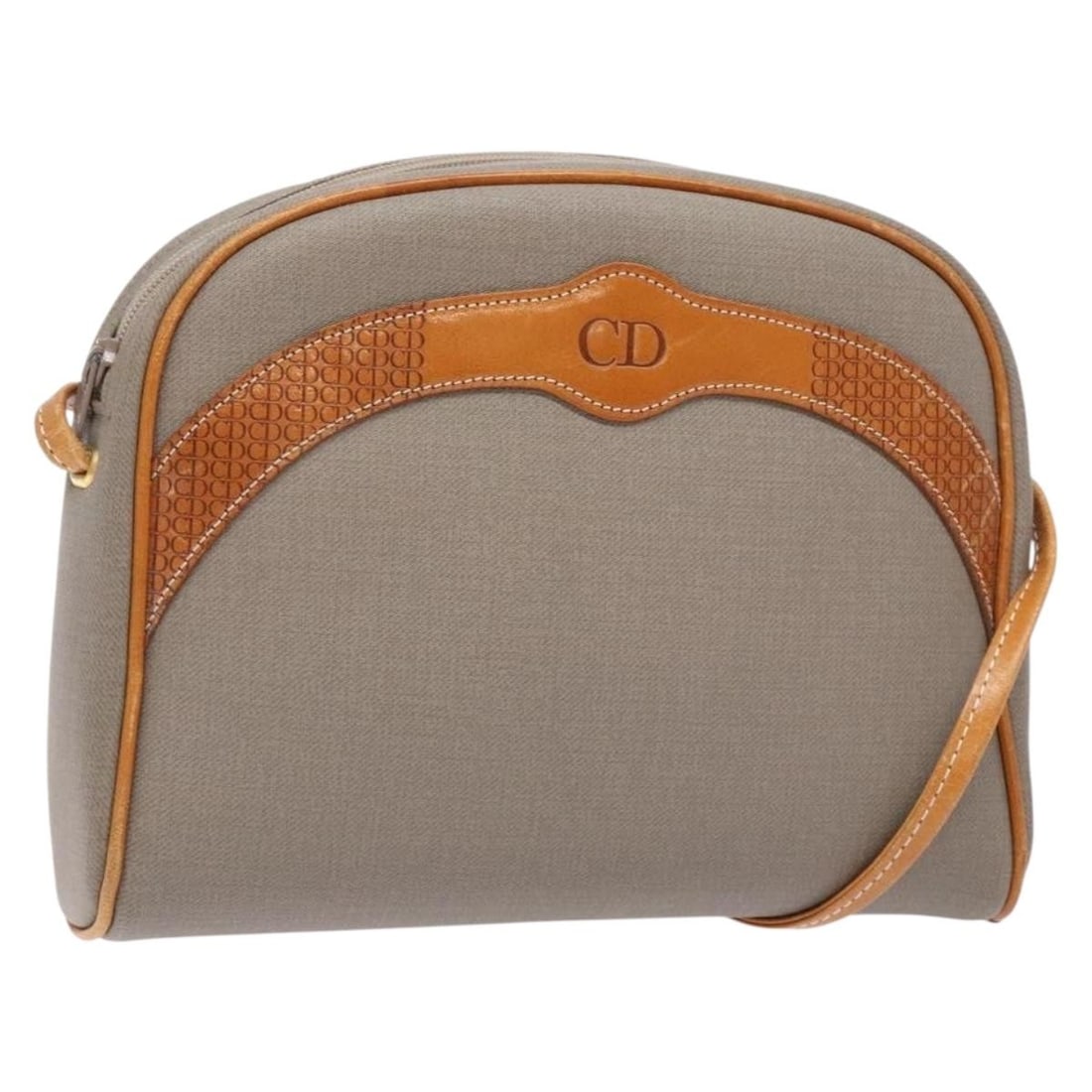 Christian Dior Gray Leather Shoulder Bag Made in France: Christian Dior Gray Leather Shoulder Bag Made in France This elegant Christian Dior shoulder bag is crafted from high-quality gray leather, showcasing a sophisticated style perfect for any occasion. W