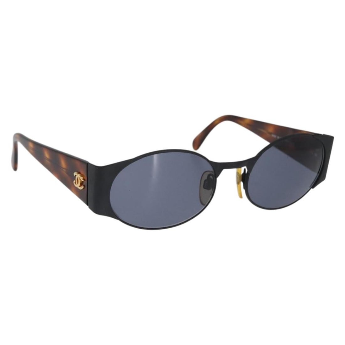 Brown Plastic CHANEL Sunglasses with Dust Bag Made in Italy: Brown Plastic CHANEL Sunglasses with Dust Bag Made in Italy These CHANEL sunglasses feature a classic brown frame crafted from durable plastic. Designed for both style and comfort, they include the si