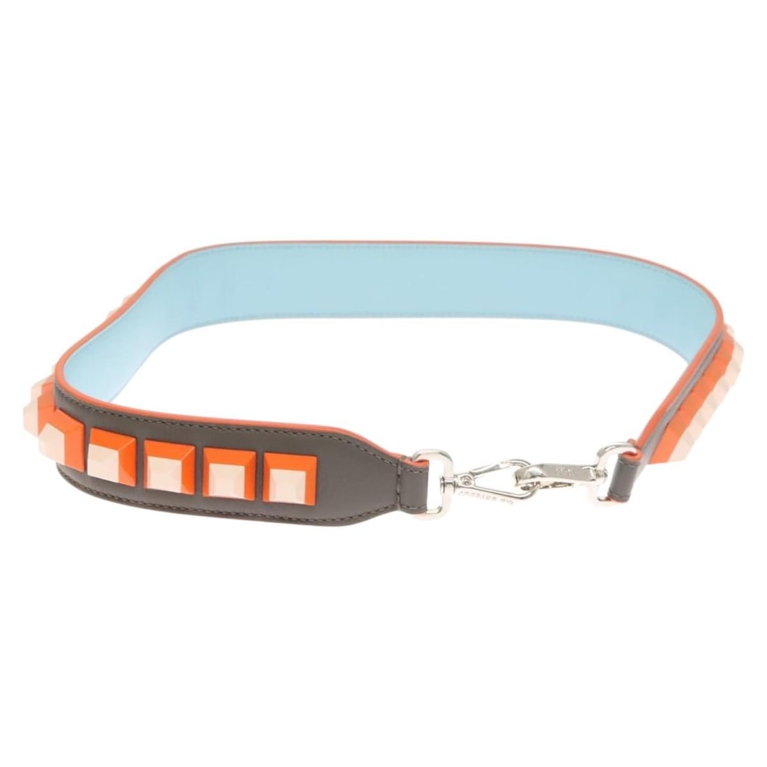 Gray Leather Shoulder Strap Fendi Strap You Model: Gray Leather Shoulder Strap Fendi Strap You Model Fendi Strap You shoulder strap designed for women in gray leather. This accessory measures 4 cm in length and is made in Italy. It shows slight loss o