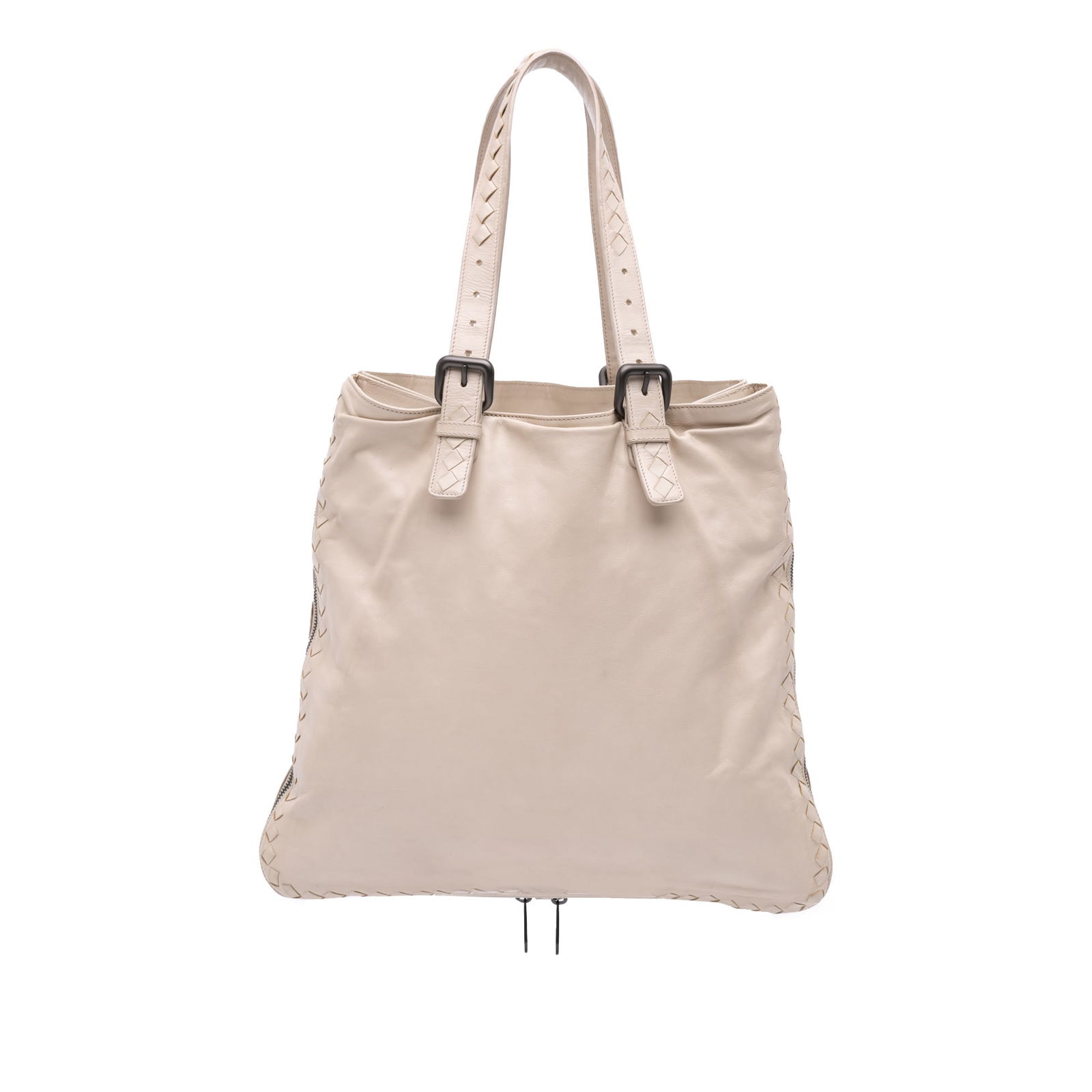 Bottega Veneta Brown Leather Intrecciato Side Zip Tote Bag: Bottega Veneta Brown Leather Intrecciato Side Zip Tote Bag Introducing the Bottega Veneta Leather Intrecciato Side Zip Tote, a luxurious accessory crafted in Italy. This tote showcases a sophisticated