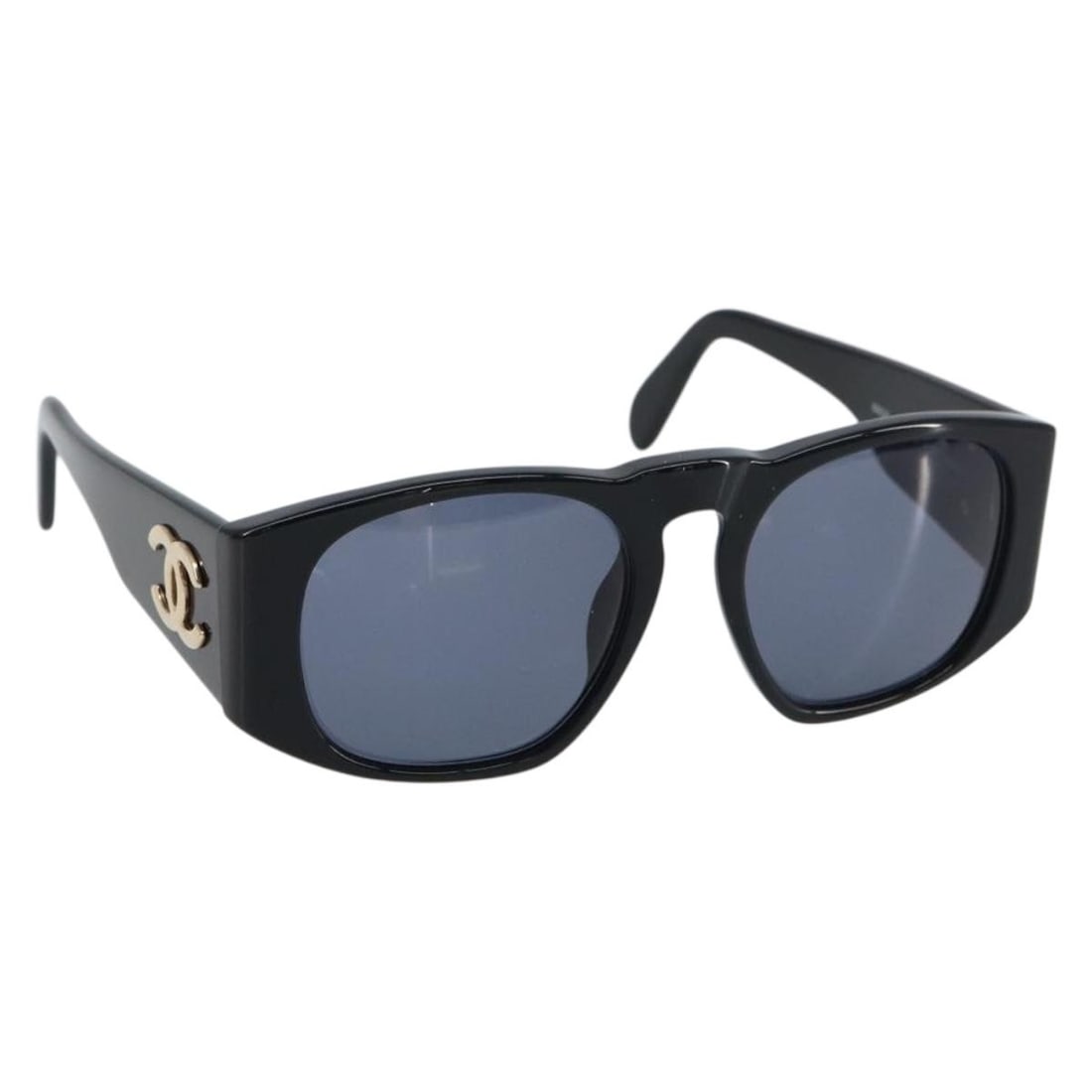Chanel Black Plastic CC Logo Women's Sunglasses: Chanel Black Plastic CC Logo Women's Sunglasses Chanel Logo CC sunglasses crafted from black plastic feature a classic design for women. The sunglasses display slight rubbing and scratches on the surf